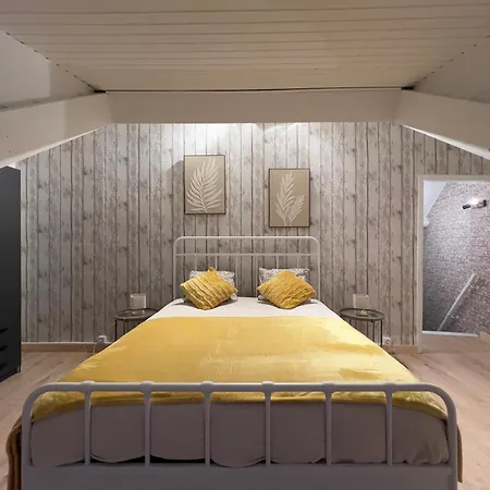 Apartment Maison Bel-etage A