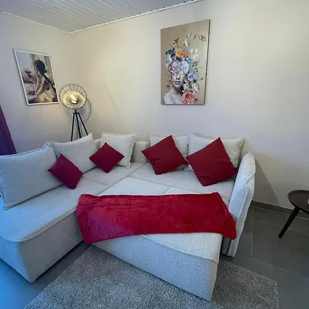 Maison Bel-etage A Apartment *