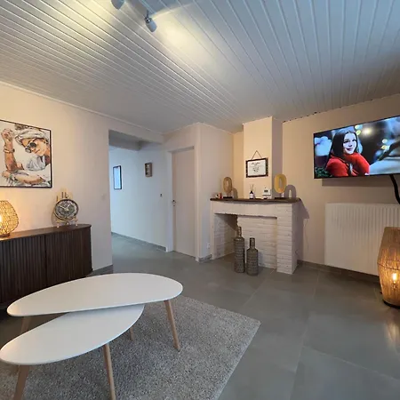 Maison Bel-etage A Apartment Wavre